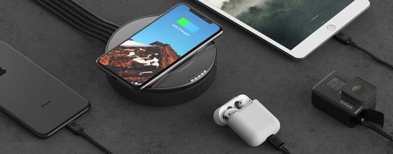Illustration : Le nouveau hub USB de Nomad embarque un chargeur Qi pour l'iPhone