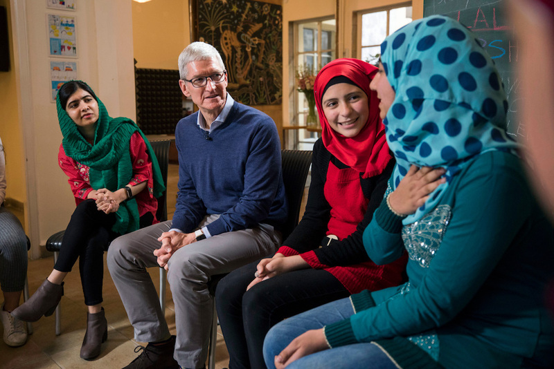 Illustration : Apple soutient le Fonds Malala pour le droit des filles à l'éducation