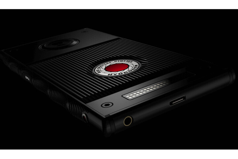 Illustration : Le smartphone Hydrogen One de RED sortirait cet été