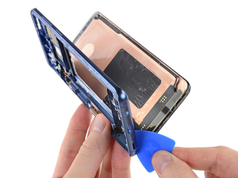 Illustration : Le Galaxy S9+ n'est pas facilement réparable, note iFixIt