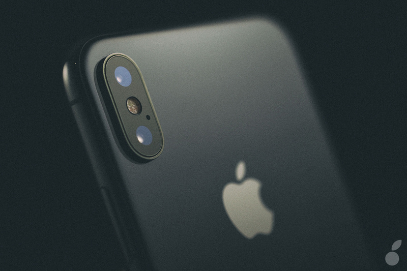 Illustration : Arrêté, à 53 ans, pour contrebande d’iPhone X (106 000 euros !)