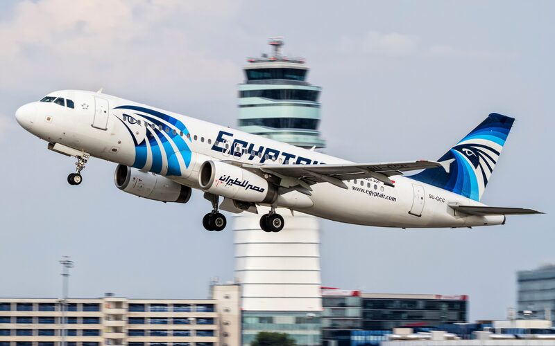 Illustration : Crash du Vol EgyptAir 804 : des familles de victimes attaquent Apple en justice