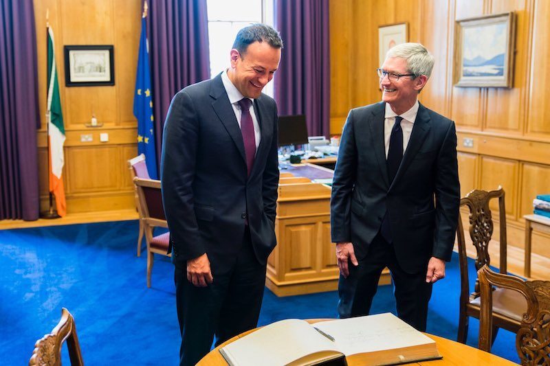 Tim Cook s’en va en Irlande, en passant par l’Italie !