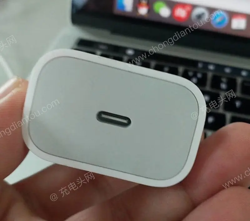 iPhone 2018 : les premières vraies photos du chargeur de 18W ?