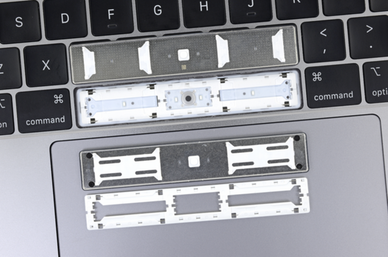 Illustration : Le clavier des MacBook Pro 2018 ne protège pas complètement du blocage des touches