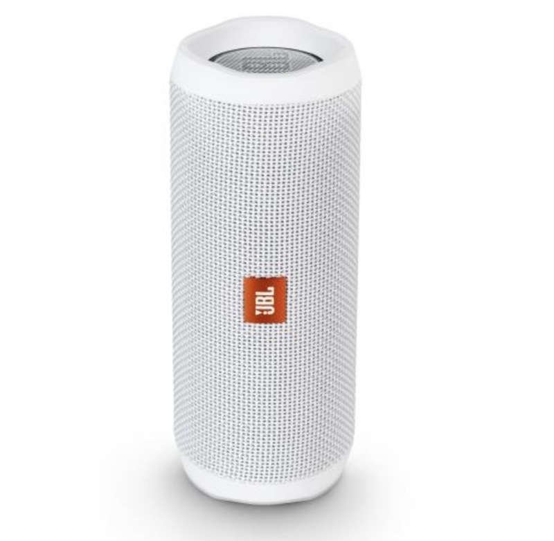 Illustration : Promos : SSD SanDisk, écouteurs Powerbeats3, chargeurs Qi 7,5W, enceintes UE, JBL Flip 4...