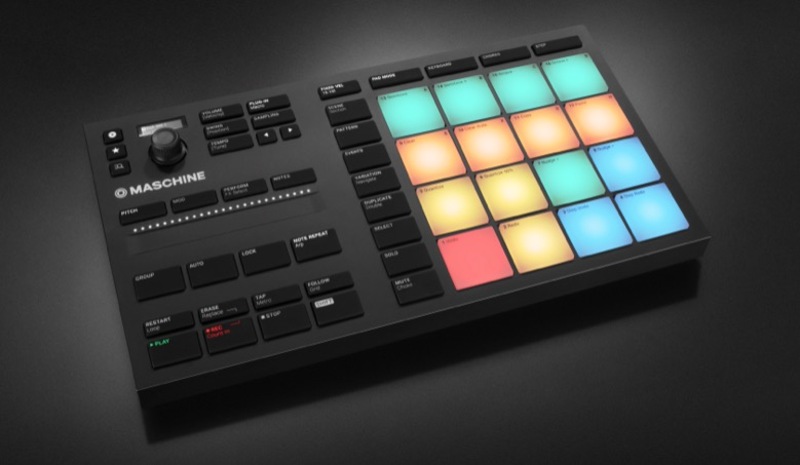 Illustration : Native Instruments : Komplete Kontrol A-Series, Komplete 12 et nouveaux contrôleurs Traktor