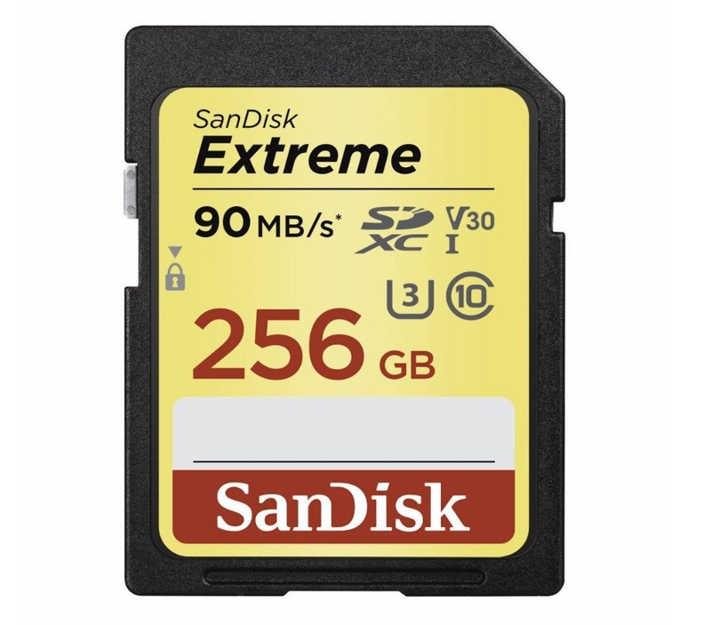 Illustration : Promos : MacBook Pro 2018, SDXC SanDisk Extreme 256Go à 67€, ES2 à 310€
