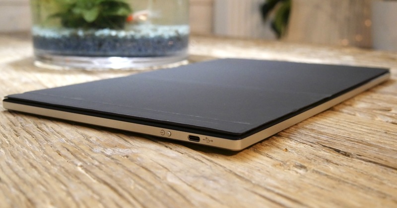 Illustration : Test express AOC I1601FWUX : un écran 15,6" 1080p pratique et mobile grâce à l'USB-C