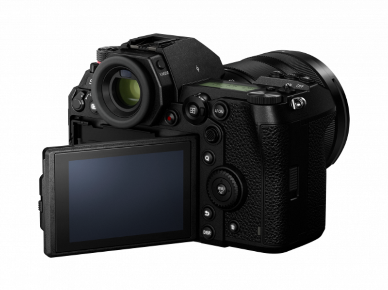 Illustration : Panasonic détaille enfin ses hybrides plein format (Lumix S1 et S1R)