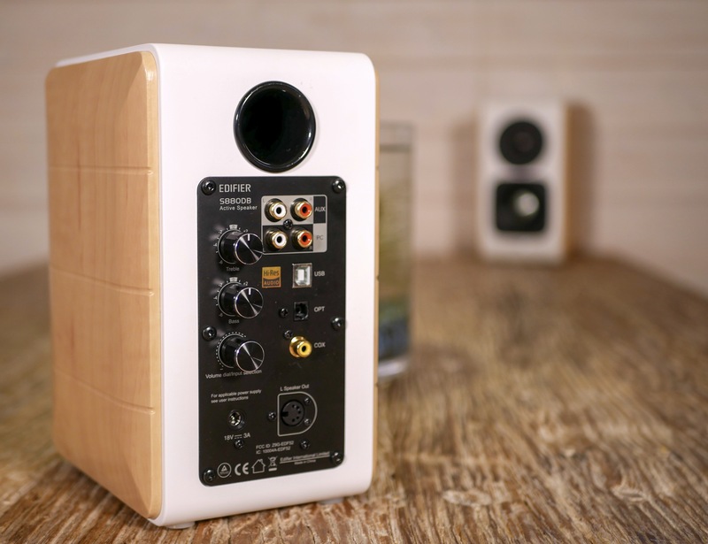 Illustration : Test Edifier S880DB : des enceintes multimédia design, efficaces et compactes