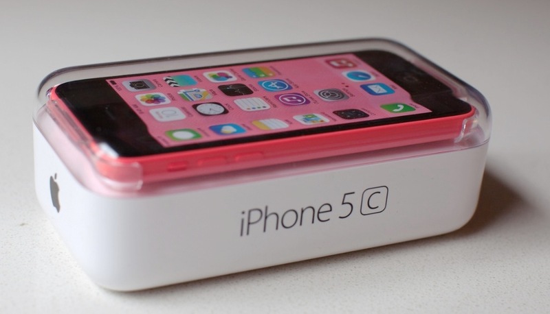 L'iPhone 5c adopte le packaging des iPod