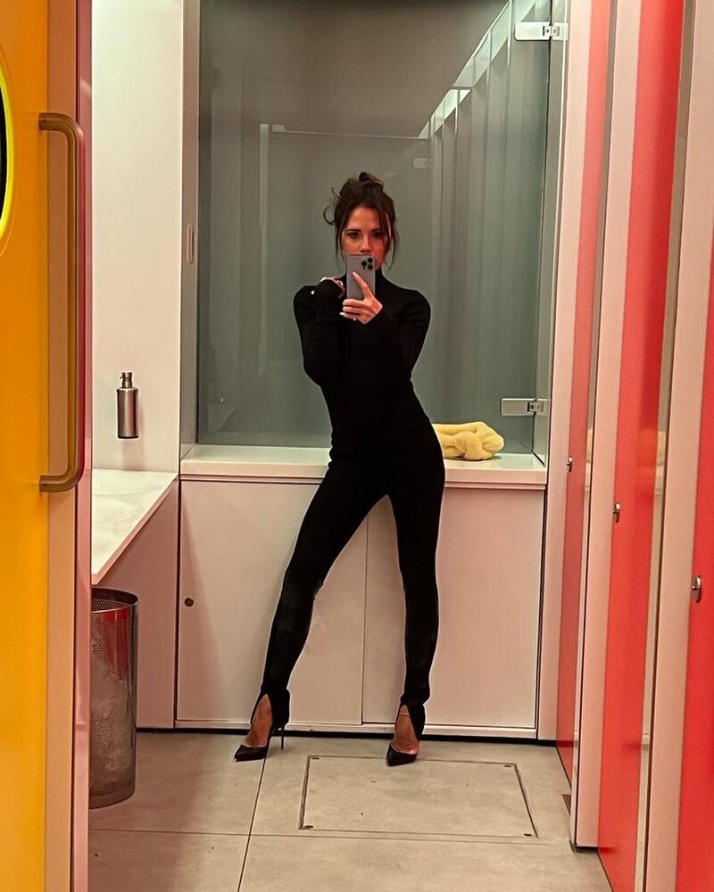 People : Viki Odintcova, Johnny Depp, Victoria Beckham, Orlando Bloom, Emily Ratajkowski