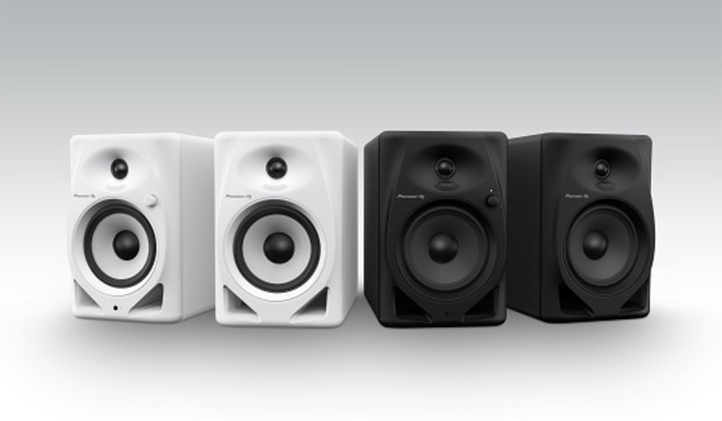 Illustration : Une nouvelle paire d'enceintes de monitoring actives à 239€ chez Pioneer Dj