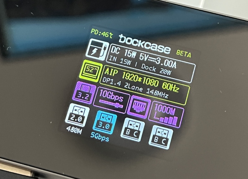 Illustration : Prise en main de DockCase, un Dock USB C intelligent, rapide (4K60HDR, USB 10Gbps) avec un écran !