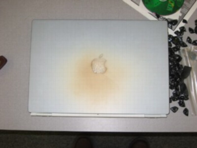 Illustration : (MAJ)Un PowerBook sur travers de porc ;-)