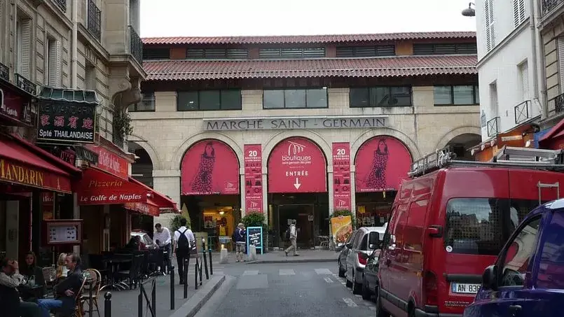 Marché Saint Germain : les bars plient bagage pour laisser place à l'Apple Store