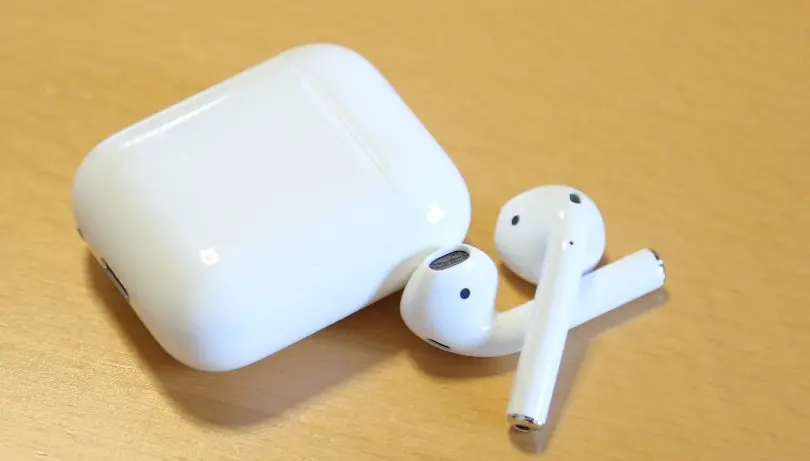 L'accessoire indispensable (ou pas) pour utiliser ses AirPods au bureau