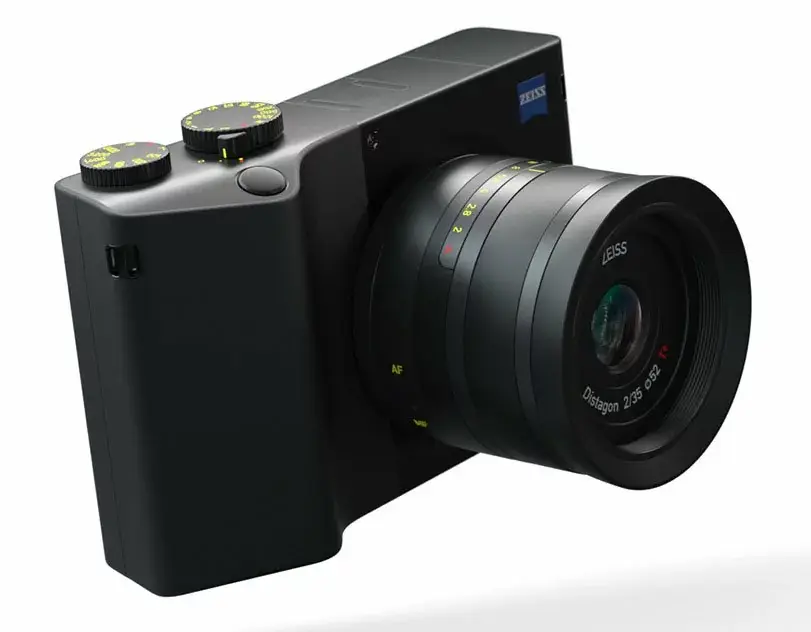 Zeiss présente son premier boitier plein format avec 4k, USB C et Lightroom intégré