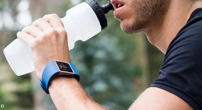 Le Fitbit Surge et le Charge HR sont désormais disponibles aux Etats-Unis et au Canada