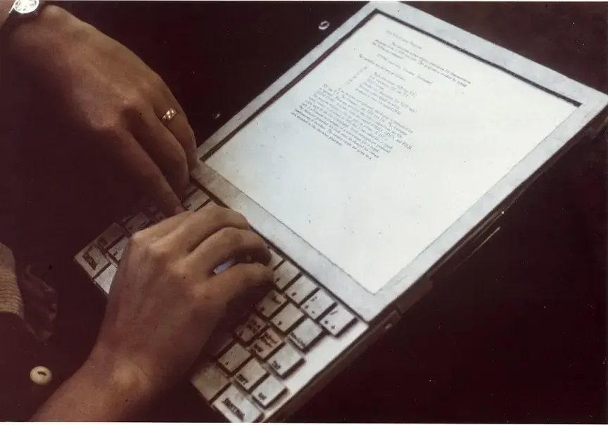 Le Dynabook : concept de tablette imaginé par Alan Kay en 1972.