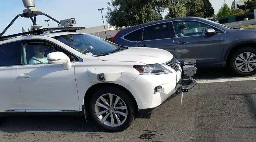 Apple Car : deux petits accidents de la route cet été