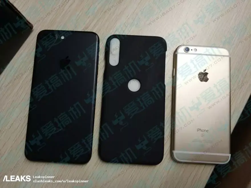 L'image du jour : l'iPhone 8 (imprimé en 3D) prend la pose entre les iPhone 7 et 7 Plus