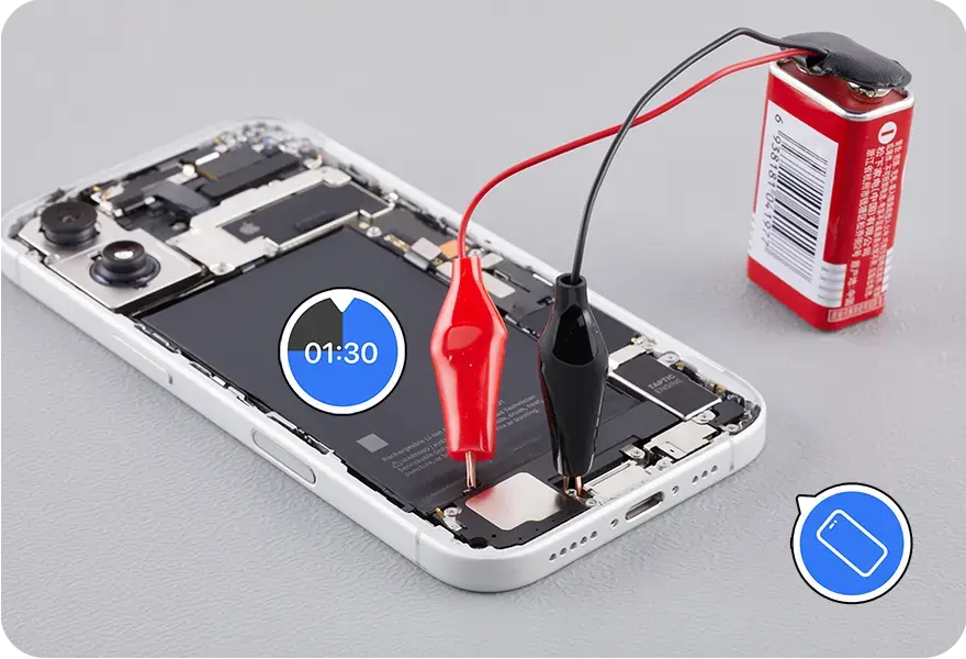 Avis aux MacGyver : comment changer la batterie de son iPhone 16 avec une pile 9V