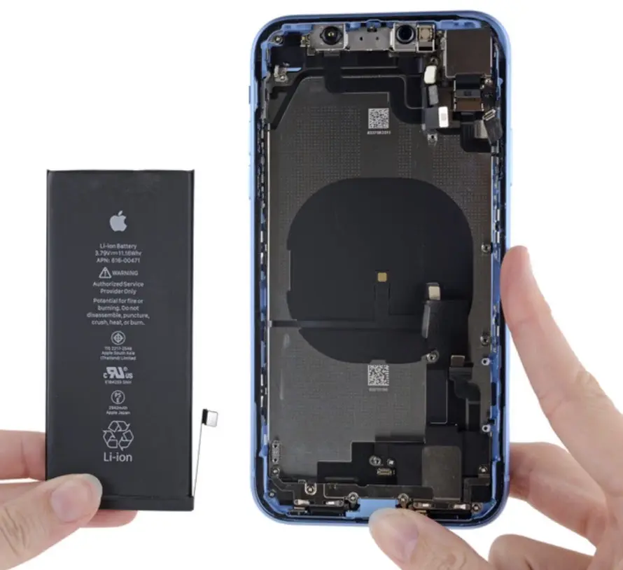 La batterie de l'iPhone XR reste plus petite que celle du XS Max