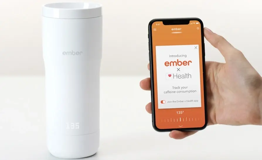 Les mugs connectés Ember compatibles avec l'App Santé, bientôt dans les Apple Store Européens