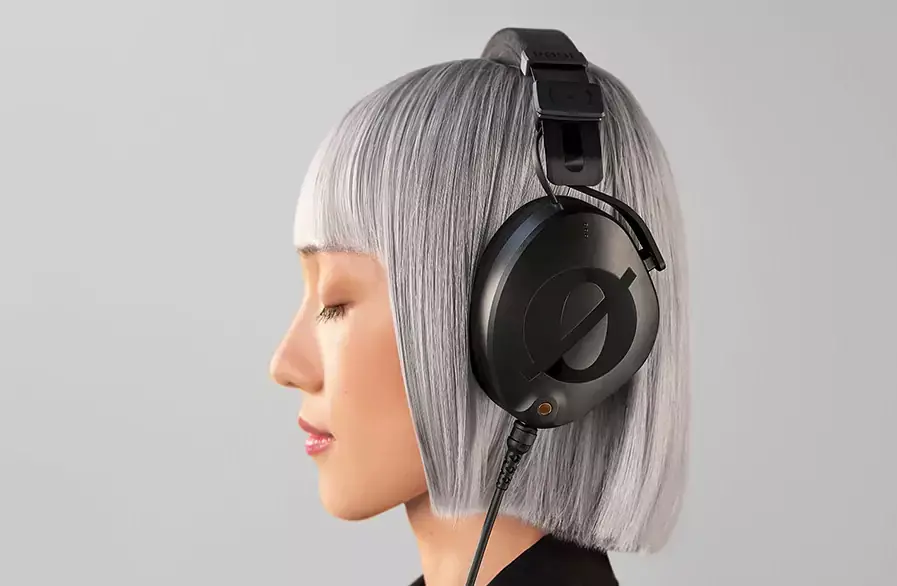 Røde se lance sur le marché du casque de monitoring  avec un modèle à 180€