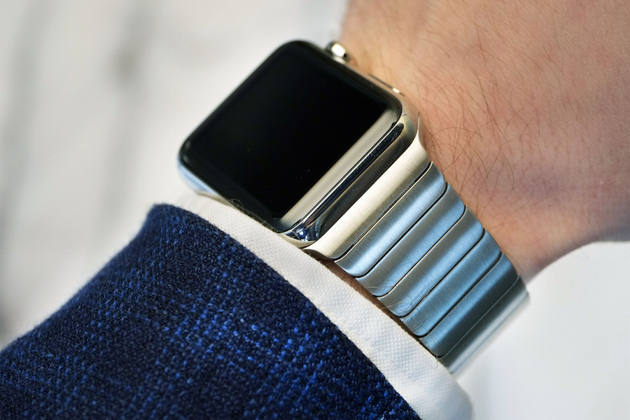 Les ralentissements de l'Apple Watch devraient être corrigés avant le 24 avril