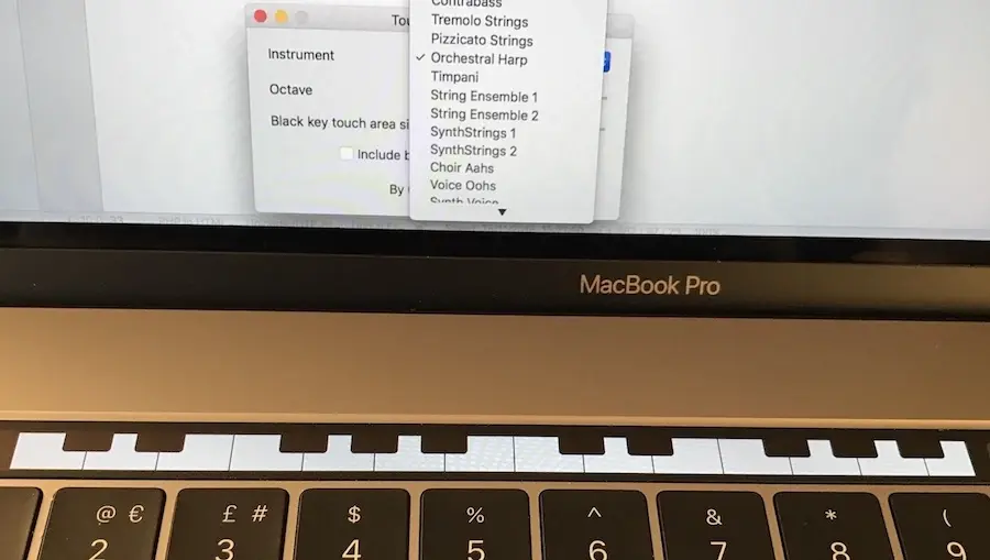 MacBook Pro 2016 : la Touch Bar peut aussi jouer du piano