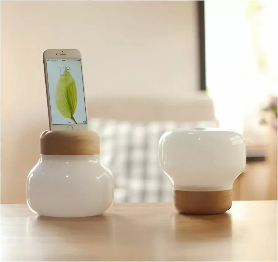 Le nouveau dock Novodio pour iPhone est aussi une lampe nomade