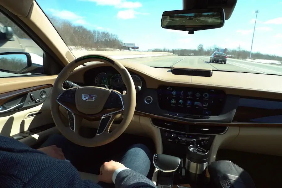 Super Cruise : Cadillac lancera son système de conduite autonome à l'automne