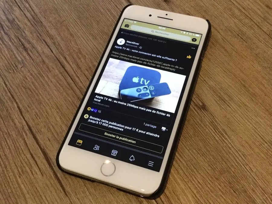 Facebook optimise son interface pour le mode sombre d'iOS 11