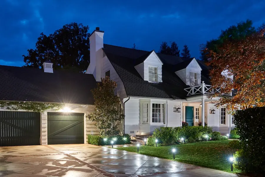 #CES : Ring présente deux caméras et des luminaires connectés pour le jardin