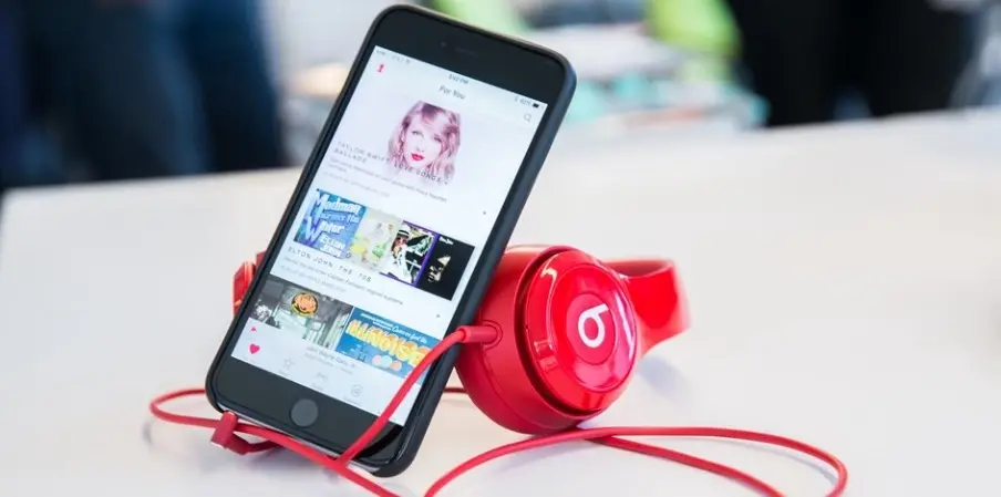 Quand Eddy Cue et Jimmy Iovine se transforment en commerciaux pour Apple Music