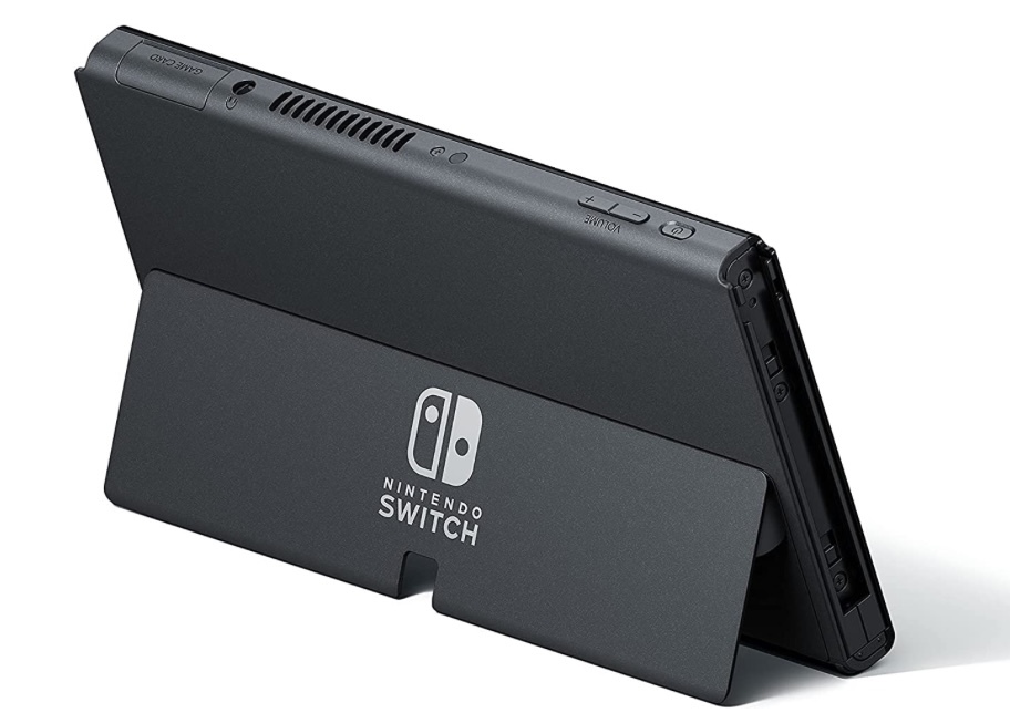 La Nintendo Switch OLED est en précommande à 349€, premières livraisons le 8 octobre