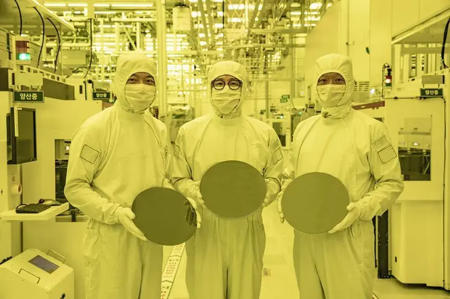 Samsung coiffe TSMC au poteau pour la première puce en 3 nm