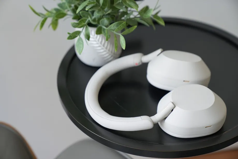 Sony présente son casque haut de gamme avec ANC WH-1000XM5, un AirPods Max killer ?