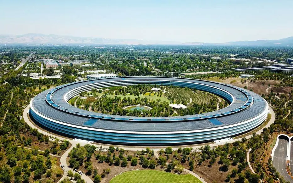 1 000 stages d'été à l'Apple Park (en télétravail !)