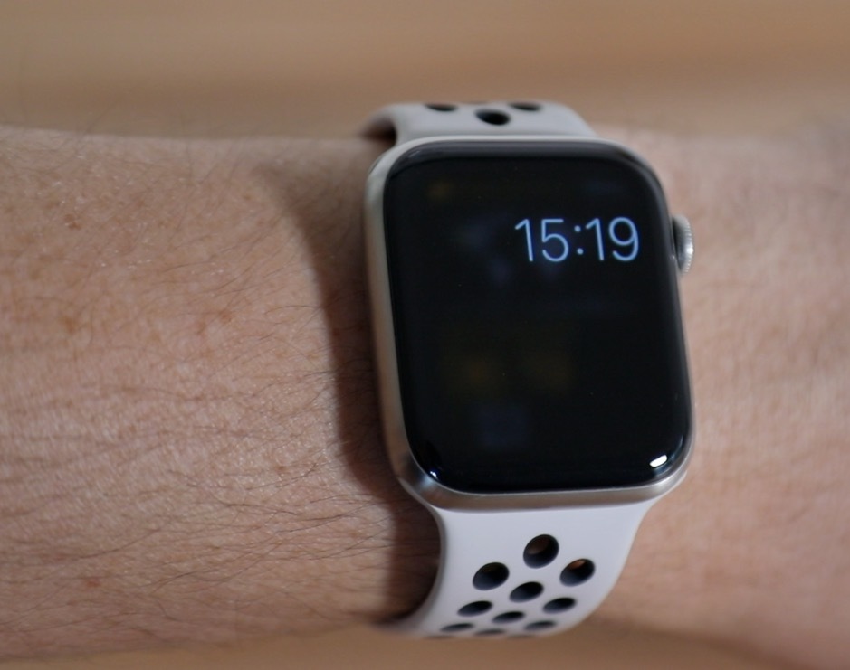 Test de l'Apple Watch Series 5 (+ bilan après 1 mois en vidéo !)