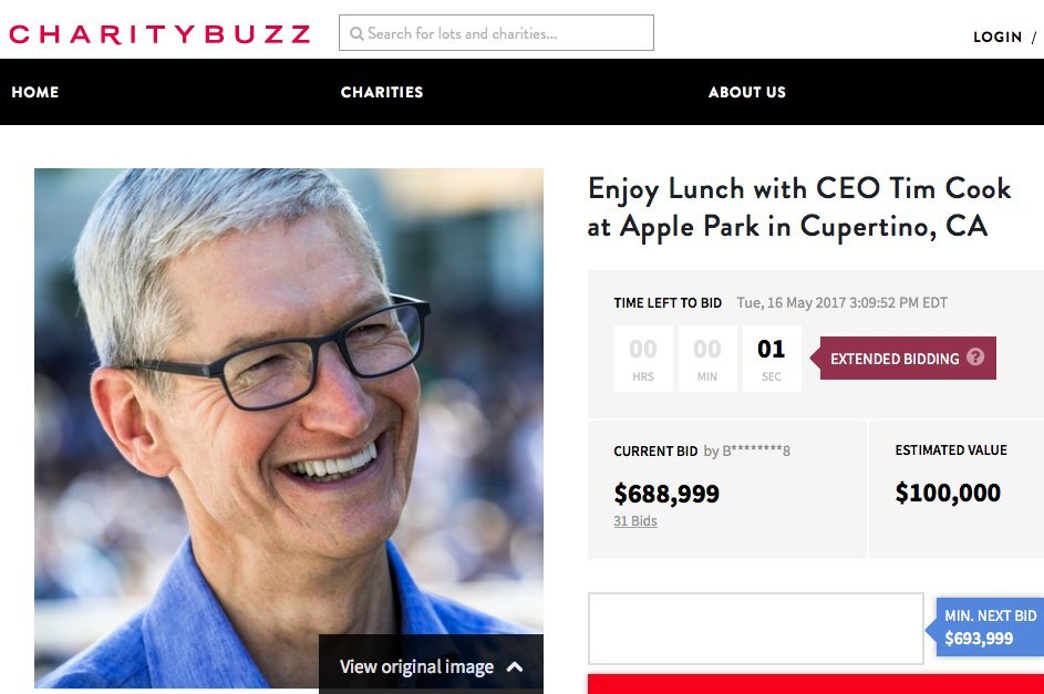 Déjeuner avec Tim Cook vous coûtera (au minimum) 680 000 dollars !