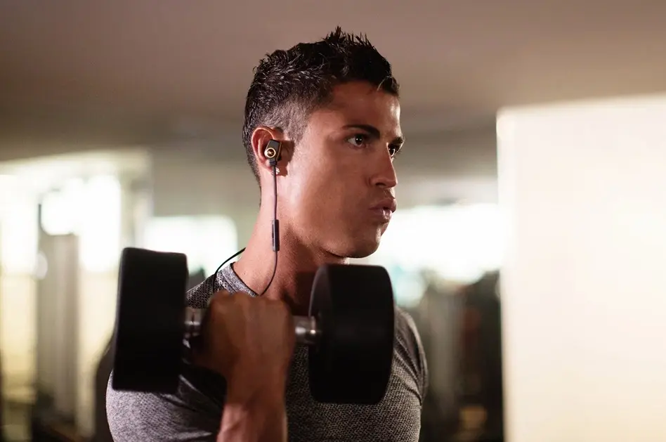 Cristiano Ronaldo s'associe à Monster (ex-partenaire de Beats) pour lancer sa ligne de casques