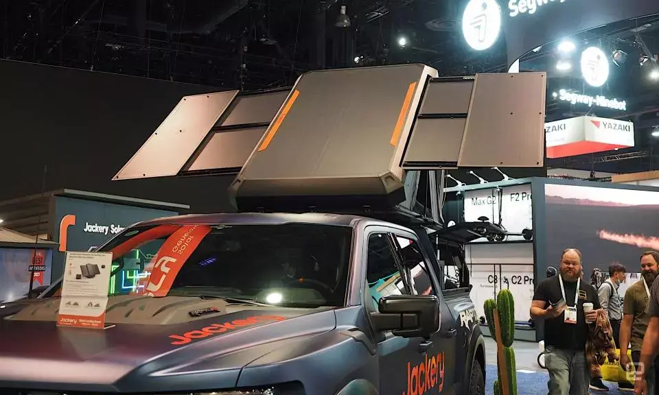 Un #CES VanLife et batteries : EcoFlow Delta Ultra, tente de toit Jackery, Anker SOLIX C800...