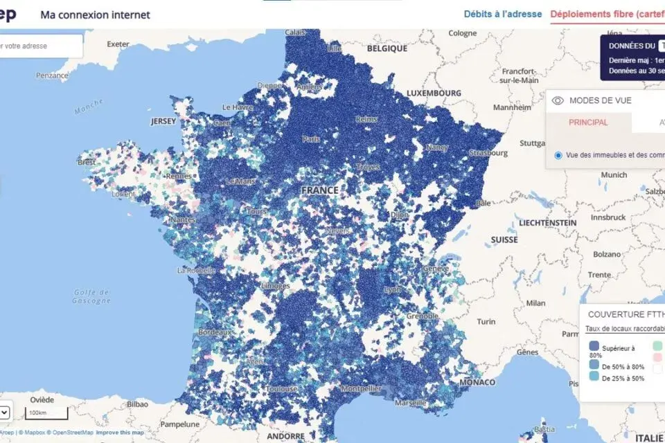 Et si la fibre n'arrivait jamais ? On a testé deux alternatives pour le très haut débit