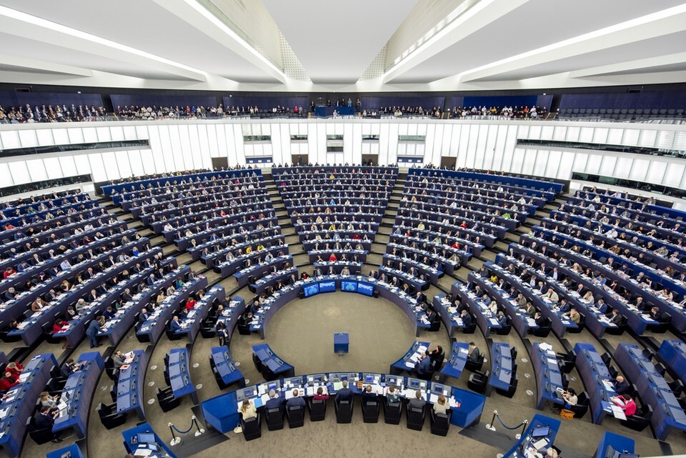 Europe Parlement Européen IA ChatGPT