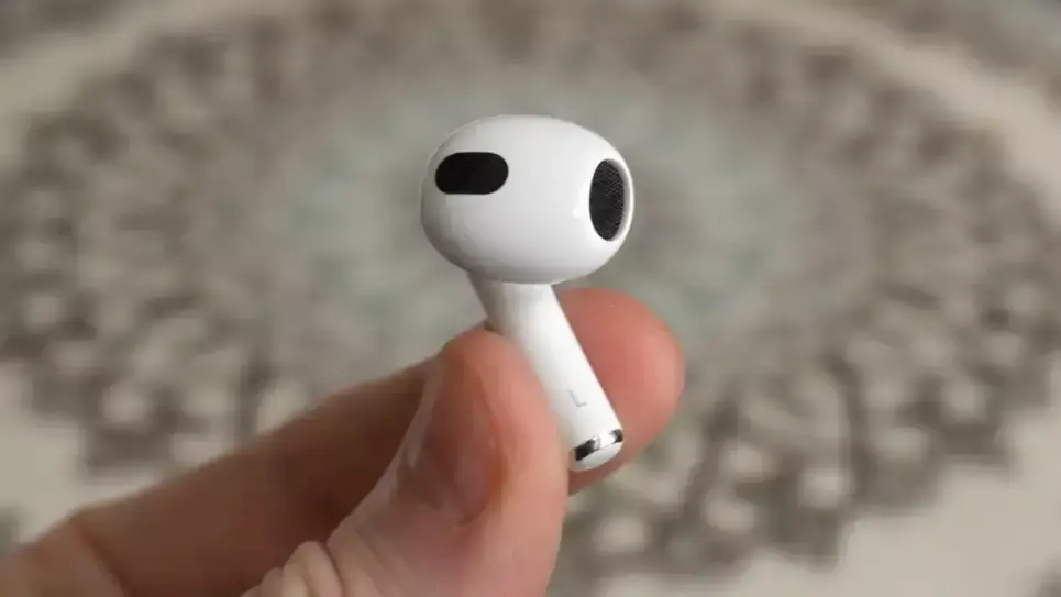 Revue de presse des AirPods 3 : un meilleur son et un maintien amélioré