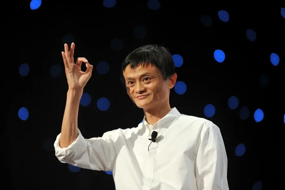 Jack Ma considère l'introduction en bourse d'Alibaba comme "un passage à la pompe à essence"